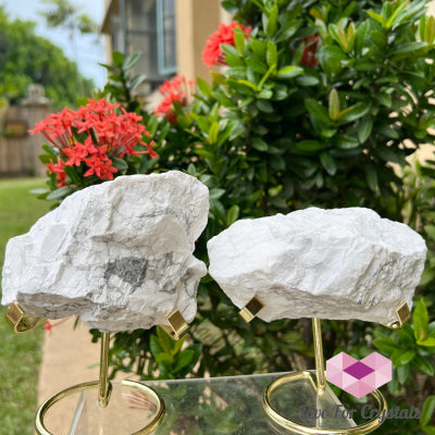 Howlite Large Raw Raw Crystal