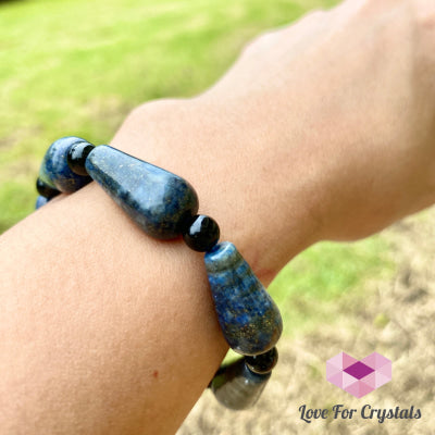 Lapis Lazuli Pear Bracelet With Black Onyx