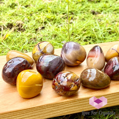 Mookaite Jasper Tumbled (Australia) 20Mm