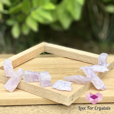 Pink Kunzite Raw (Aracuai Brazil)