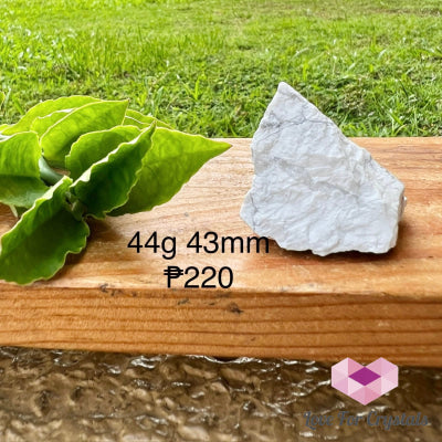 Howlite Raw (India) 44g 43mm Raw