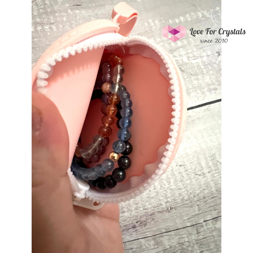 Lucky Silicon Pouch (Shirts of Fortune) by Fort M Treasures
