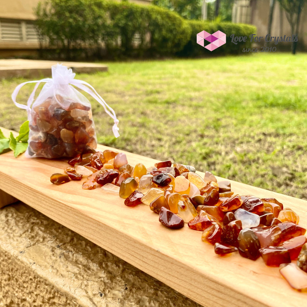 Natural Agate Chips In A Pouch Tumbled