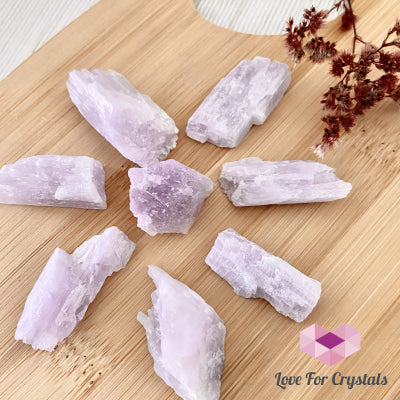 Pink Kunzite Raw (Aracuai Brazil)