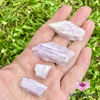 Pink Kunzite Raw (Aracuai Brazil)