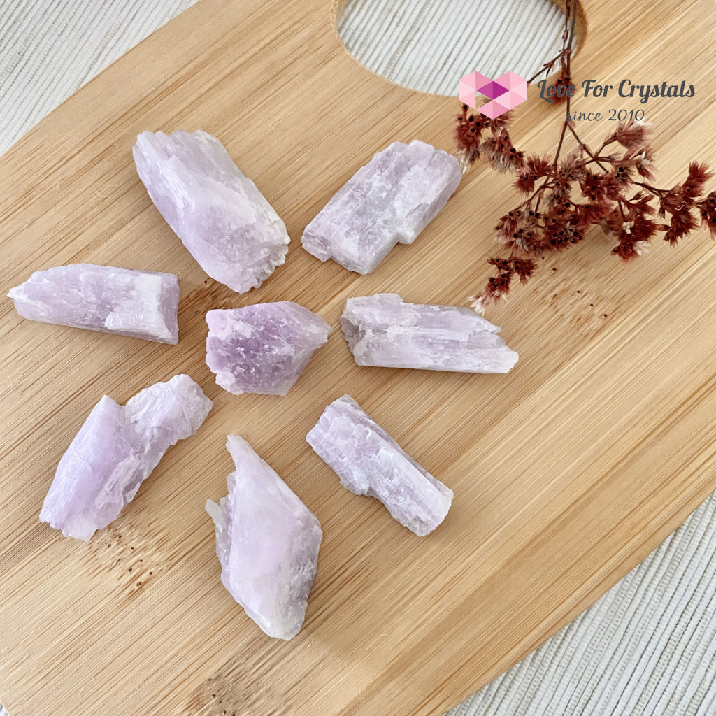 Pink Kunzite Raw (Aracuai Brazil)
