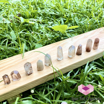 Rutilated Quartz Standing Mini Points